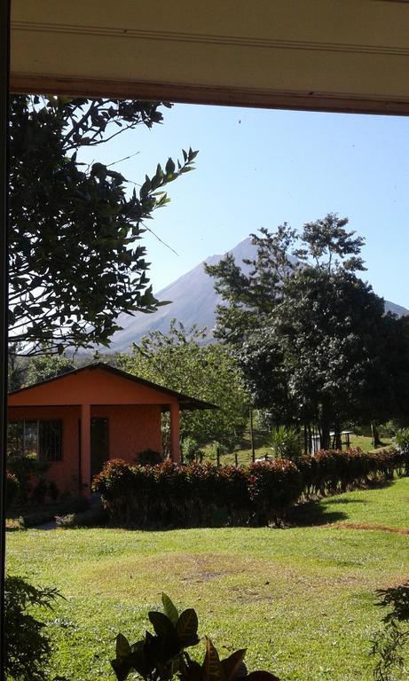 Hôtel Cabinas Los Guayabos à La Fortuna Extérieur photo