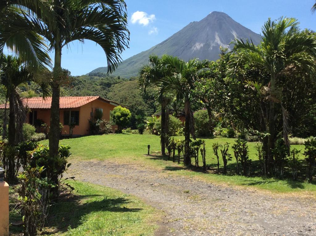 Hôtel Cabinas Los Guayabos à La Fortuna Extérieur photo