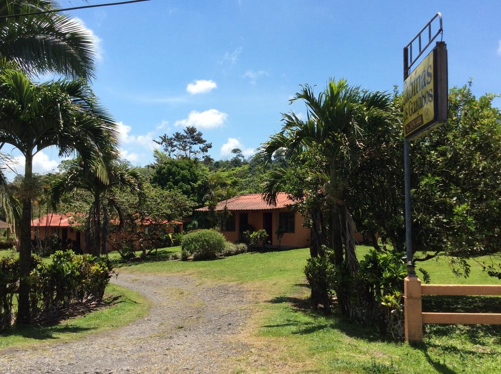 Hôtel Cabinas Los Guayabos à La Fortuna Extérieur photo