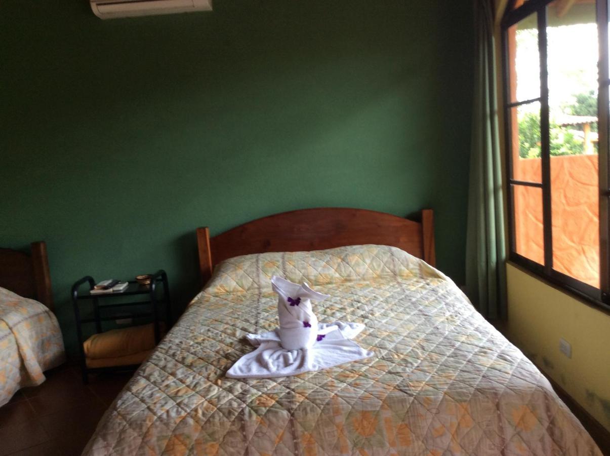 Hôtel Cabinas Los Guayabos à La Fortuna Extérieur photo